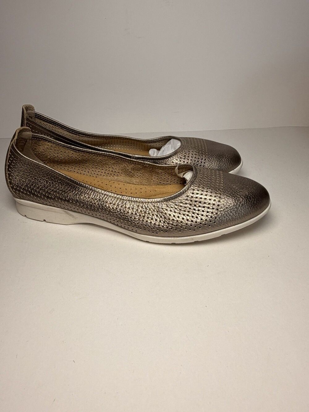 Clarks Collection Metallic Pewter Perforated Leather Slip-On Flats - Size 11 W